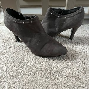 Suede boot heels